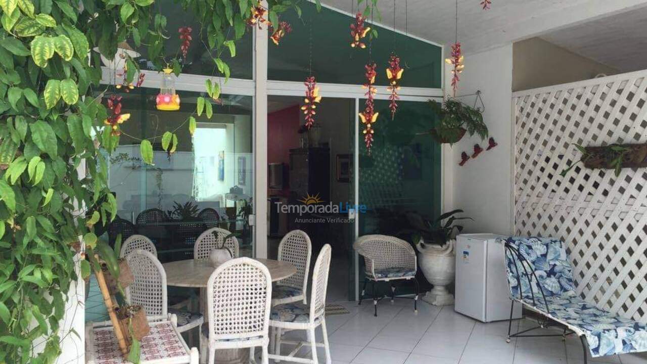 Casa para alquiler de vacaciones em Guarujá (Enseada)