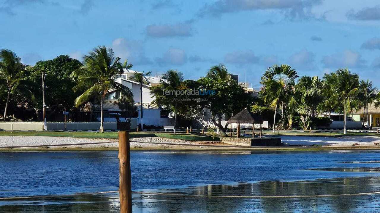 Casa para aluguel de temporada em Camaçari (Praia de Guarajuba)