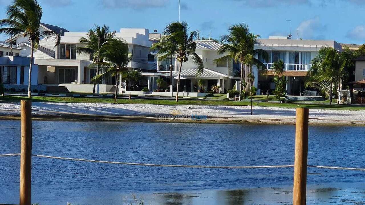 Casa para aluguel de temporada em Camaçari (Praia de Guarajuba)