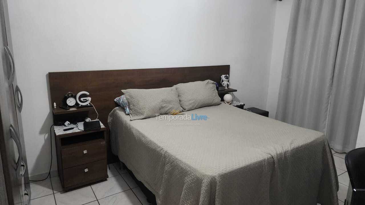 Apartamento para aluguel de temporada em Guarujá (Enseada)