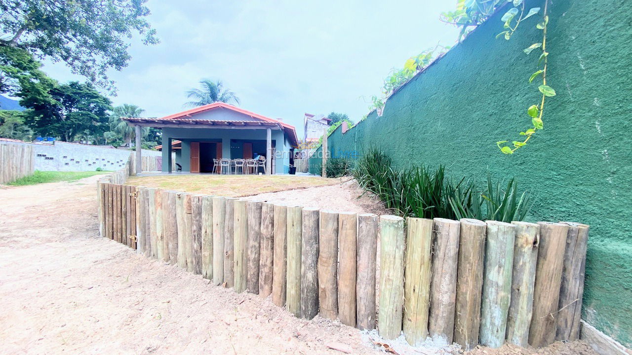 Casa para alquiler de vacaciones em Ubatuba (Praia do Lázaro)