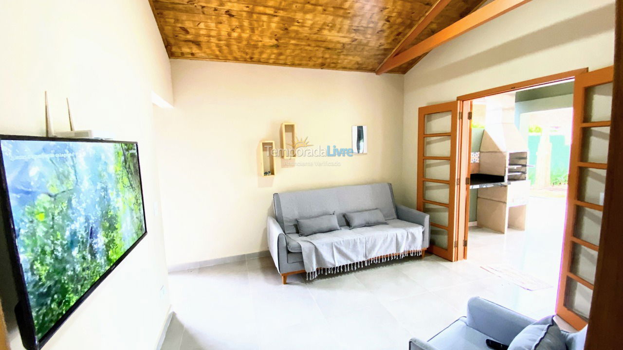 House for vacation rental in Ubatuba (Praia do Lázaro)