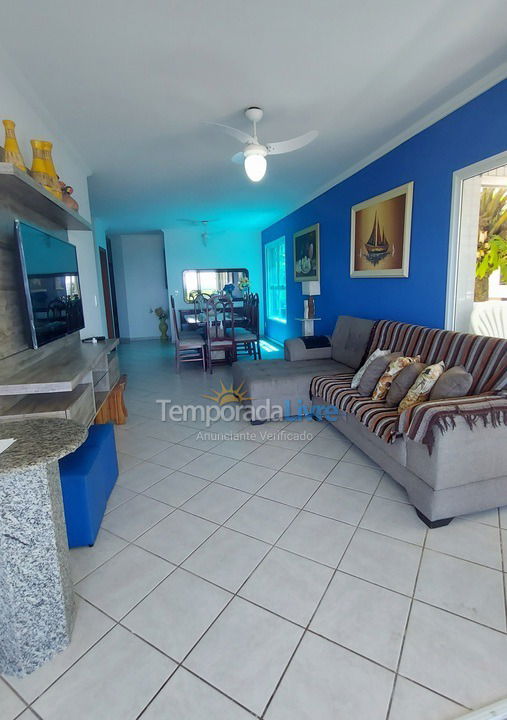 Apartamento para alquiler de vacaciones em Ubatuba (Praia Grande)