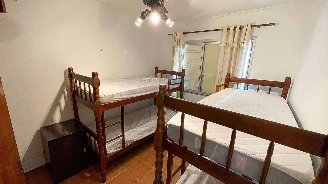 Apartamento para aluguel de temporada em Guarujá (Enseada)