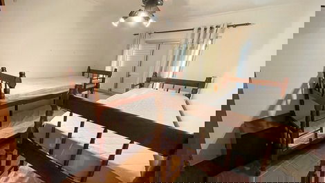 APARTAMENTO 6 PESSOAS 200M DA PRAIA ENSEADA - GUARUJÁ
