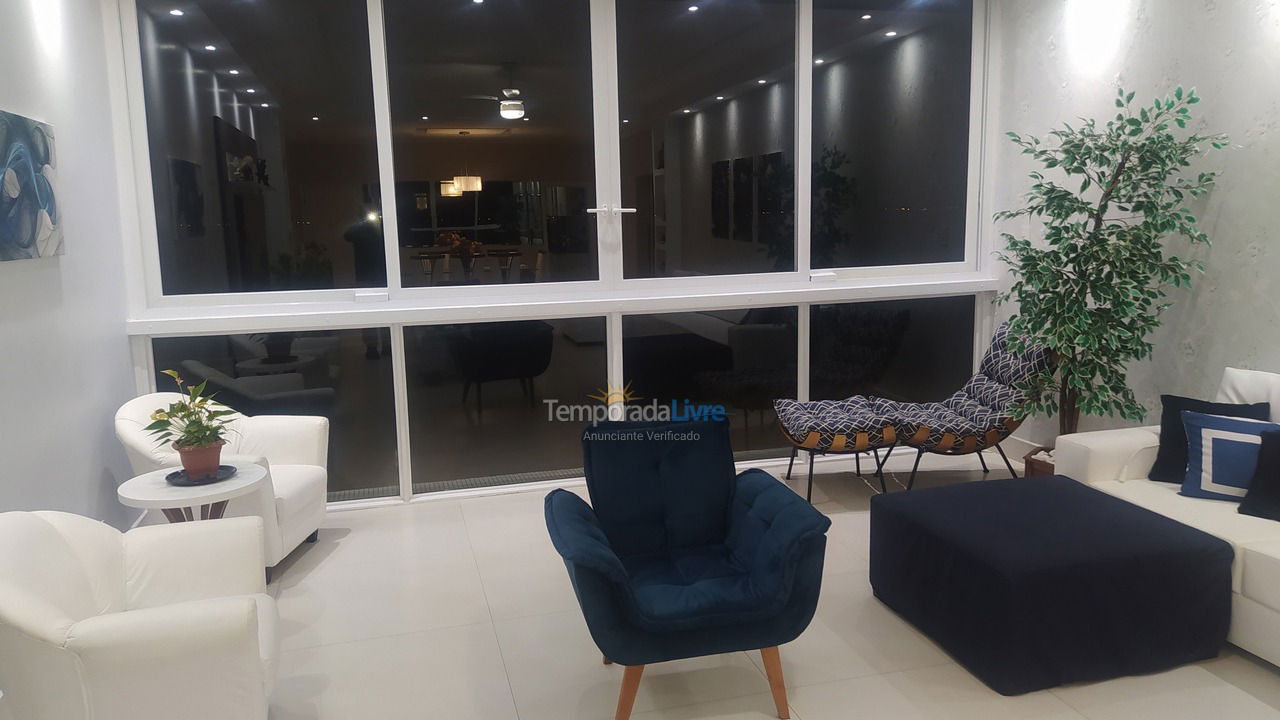 Apartamento para alquiler de vacaciones em Guarujá (Pitangueiras)