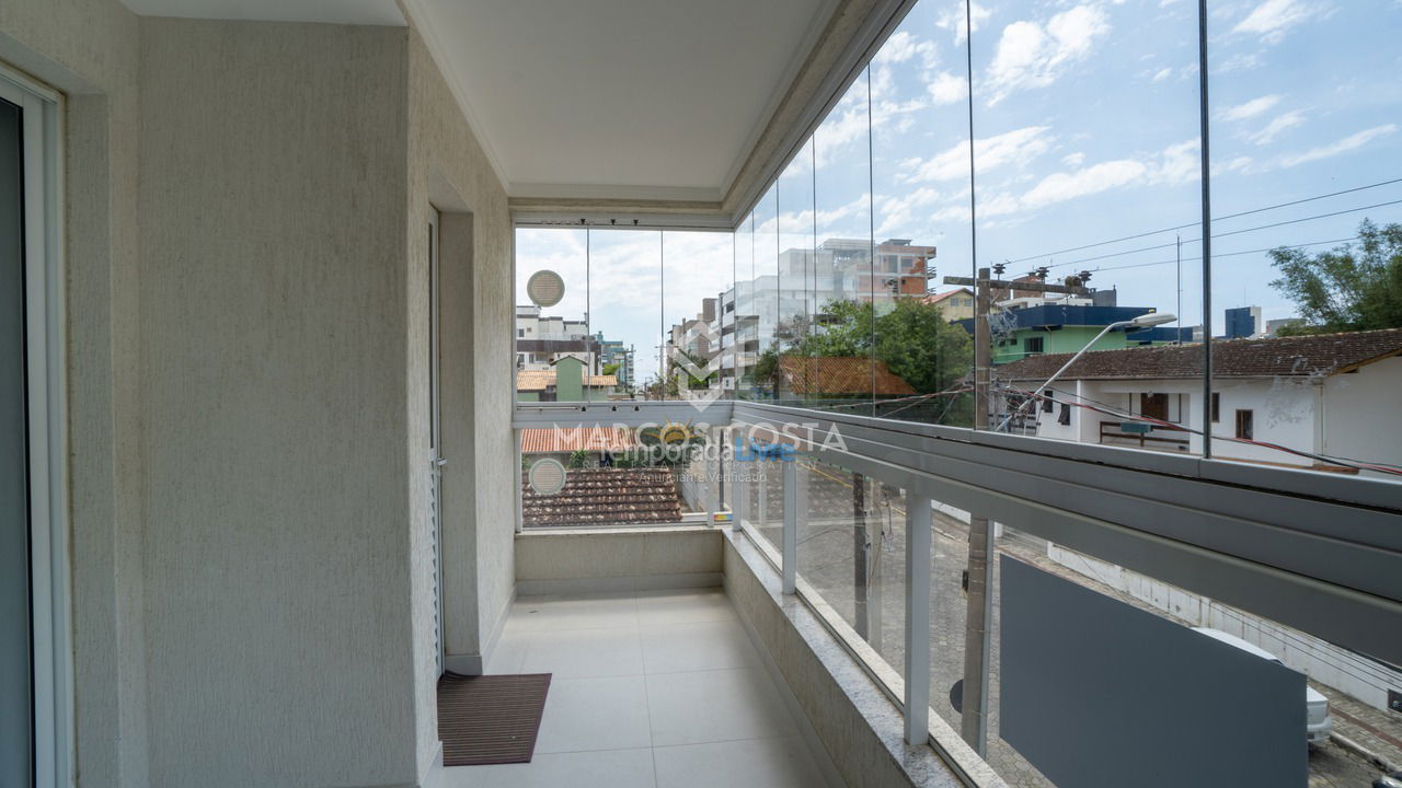 Apartment for vacation rental in Bombinhas (Praia de Bombas)
