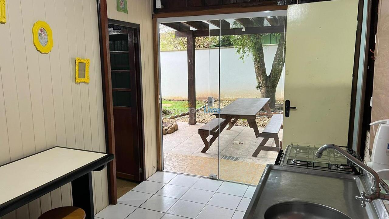 Casa para alquiler de vacaciones em São Francisco do Sul (Enseada)