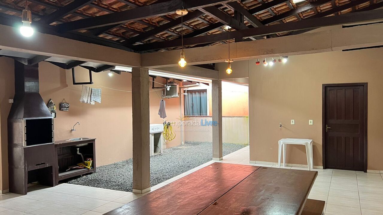 Casa para alquiler de vacaciones em São Francisco do Sul (Enseada)