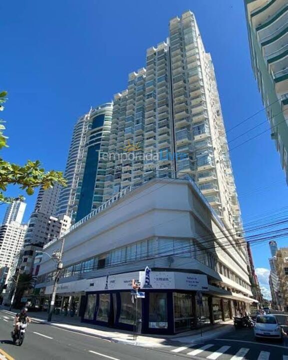 Apartamento para aluguel de temporada em Balneário Camboriú (Praia Central)