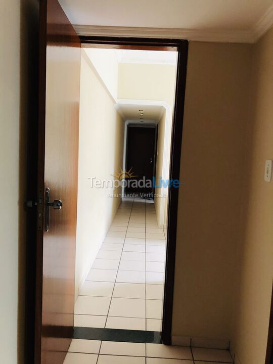 Apartamento para aluguel de temporada em Praia Grande (Canto do Forte)