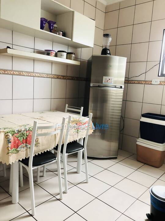 Apartamento para aluguel de temporada em Praia Grande (Canto do Forte)