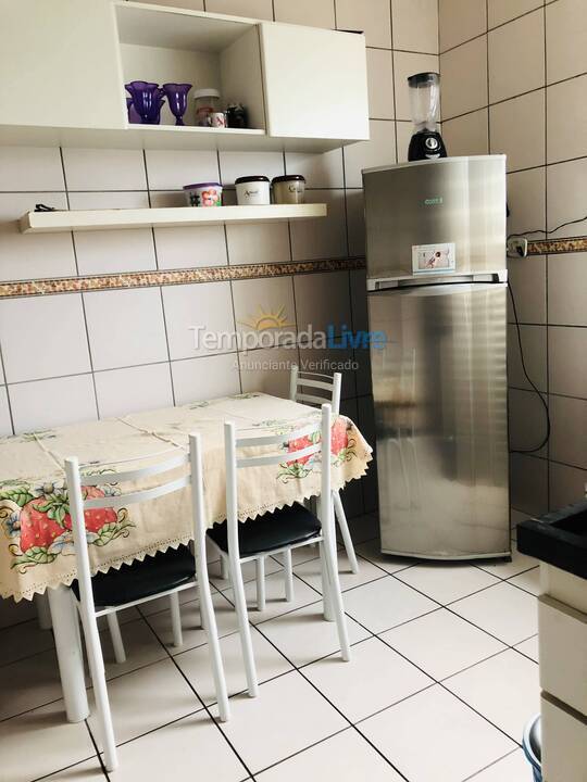 Apartamento para aluguel de temporada em Praia Grande (Canto do Forte)