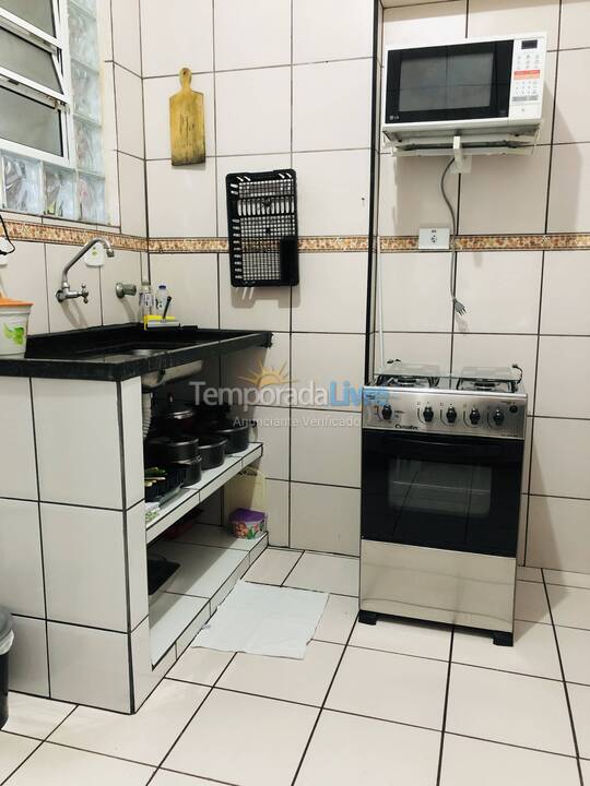 Apartamento para aluguel de temporada em Praia Grande (Canto do Forte)