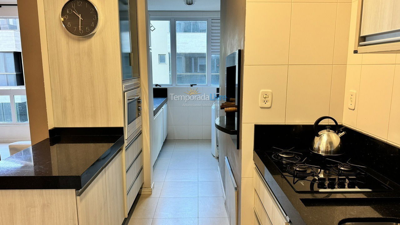 Apartamento para alquiler de vacaciones em Itapema (Meia Praia)