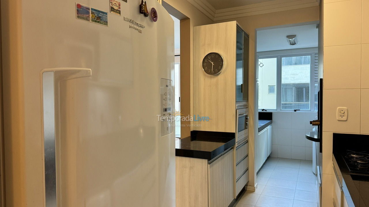 Apartamento para alquiler de vacaciones em Itapema (Meia Praia)