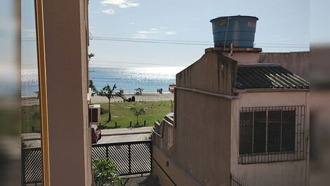 Lindo Apartamento de 1 dormitórios, condomínio frente mar