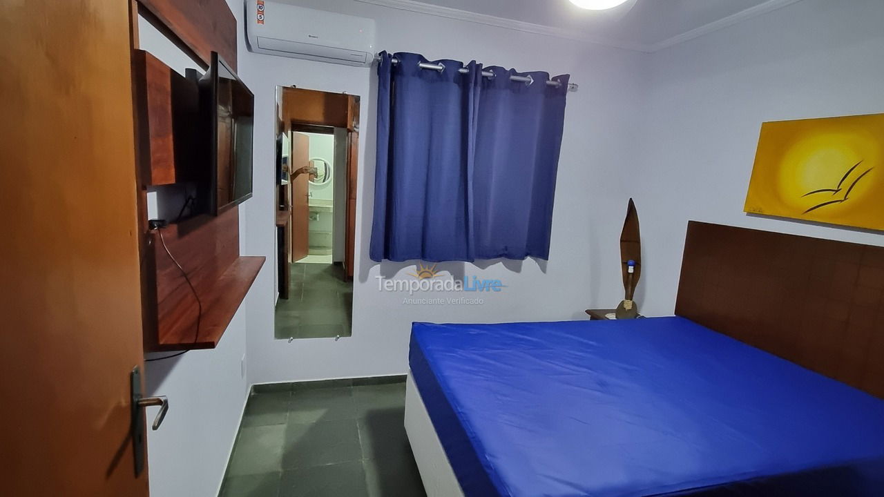 Apartamento para aluguel de temporada em Ubatuba (Praia das Toninhas)