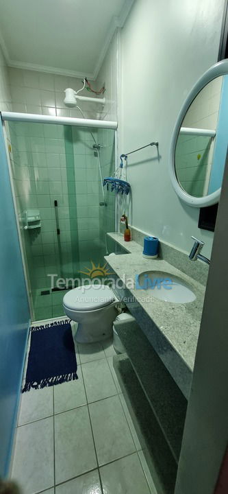 Apartamento para aluguel de temporada em Ubatuba (Praia das Toninhas)