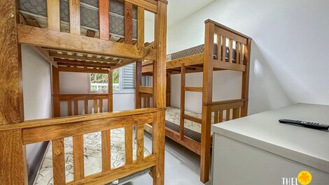 Apto 2 dorms + churrasqueira + piscina – Praia Grande