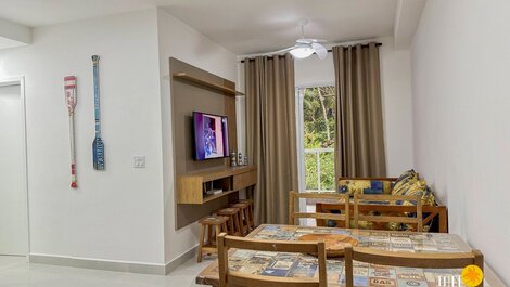 Apto 2 dorms + churrasqueira + piscina – Praia Grande