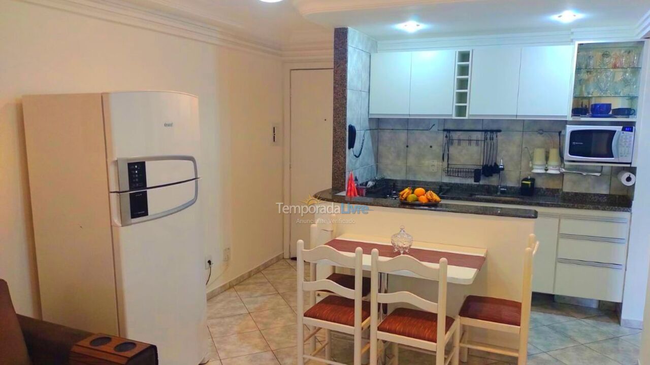 Apartamento para aluguel de temporada em Vila Velha (Itapuã)