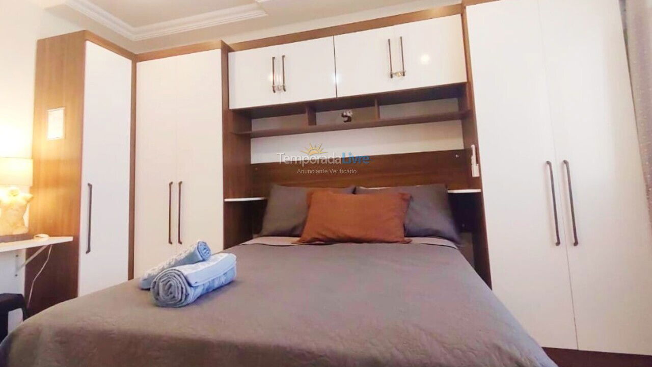 Apartamento para aluguel de temporada em Vila Velha (Itapuã)