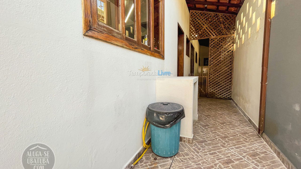 Casa para aluguel de temporada em Ubatuba (Enseada)