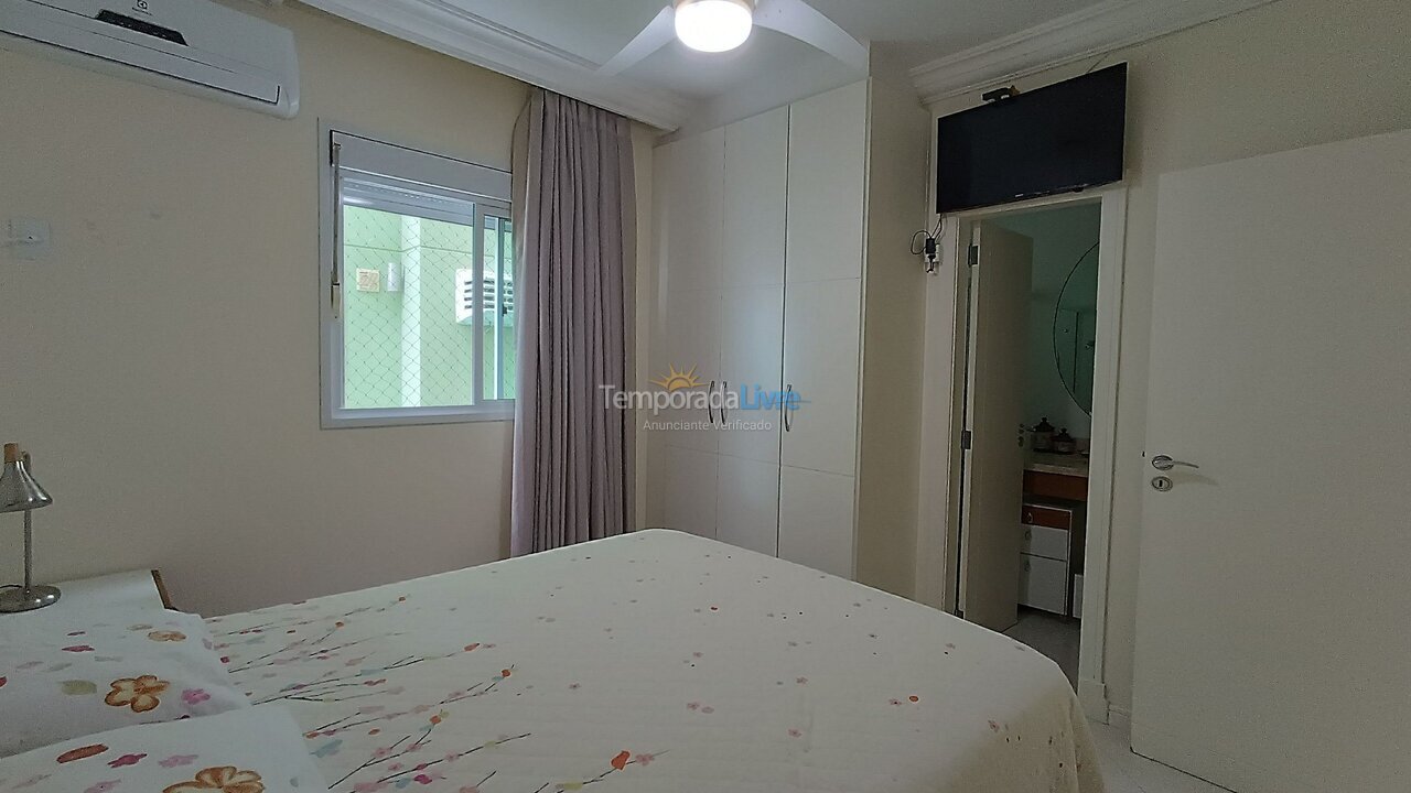 Apartment for vacation rental in Itapema (Meia Praia)