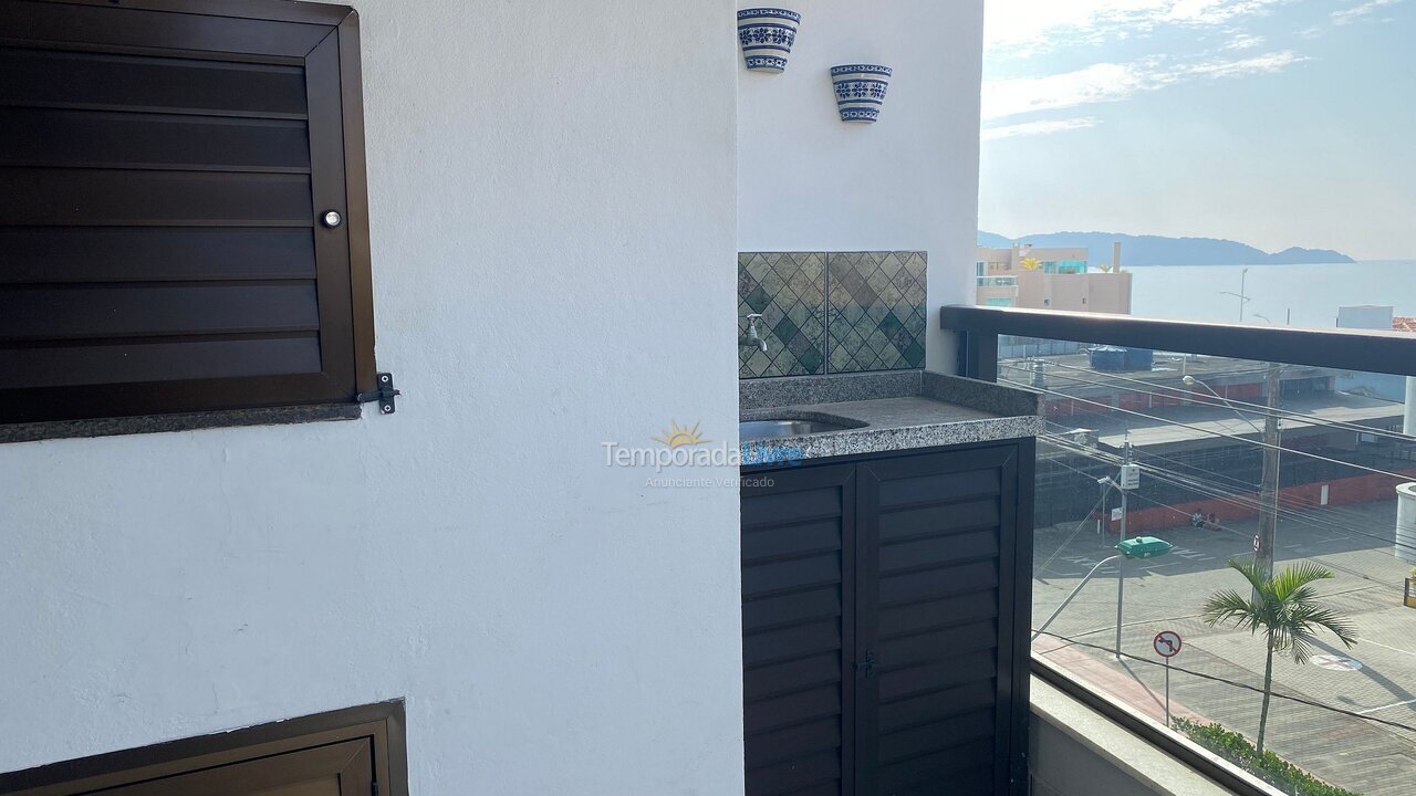 Apartamento para aluguel de temporada em Bombinhas (Praia de Bombas)