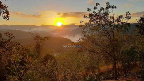 🌄 Refuge in the Middle of Nature Site with Swimming Pool and Panoramic View 🌿