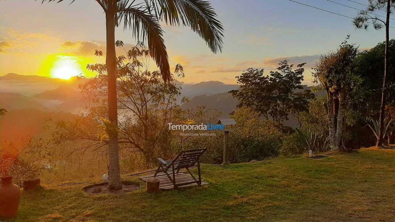 Granja para alquiler de vacaciones em Domingos Martins (Santa Isabel Es)