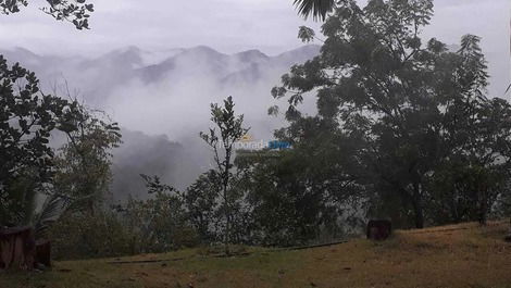 🌄 Refúgio em Meio a Natureza Sítio com Piscina e Vista Panorâmica 🌿