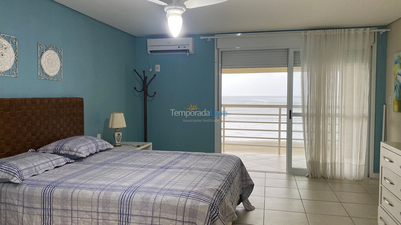 Casa para alquiler de vacaciones em Porto Belo (Perequê)