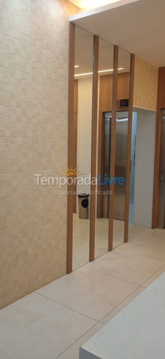 Apartamento para aluguel de temporada em Guarapari (Praia das Castanheiras)