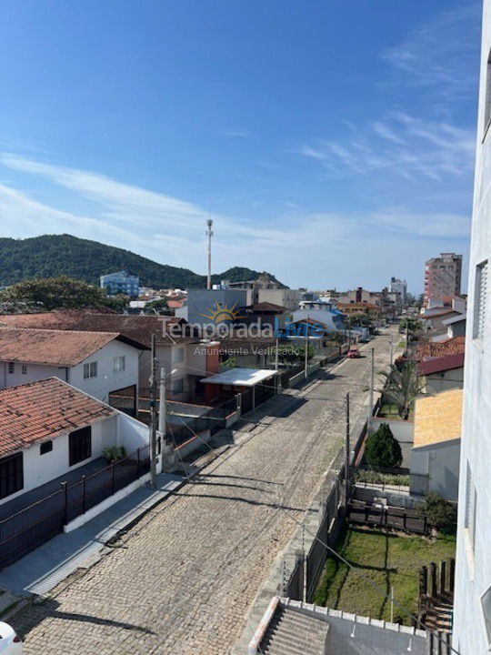 Apartamento para aluguel de temporada em São Francisco do Sul (Enseada)