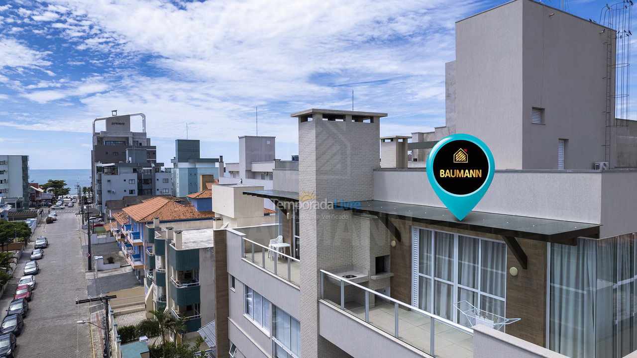 Apartamento para aluguel de temporada em Bombinhas (Praia de Bombas)