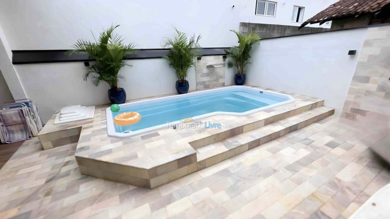 House for vacation rental in São Francisco do Sul (Prainha)