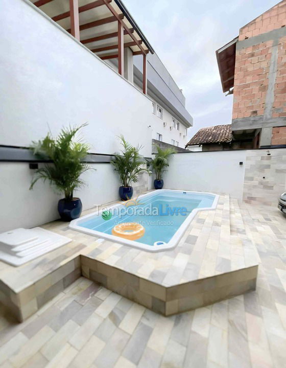 House for vacation rental in São Francisco do Sul (Prainha)