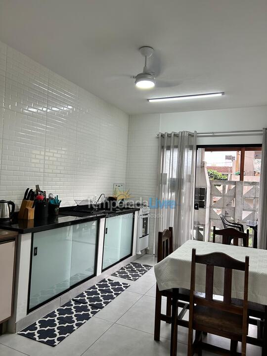 Apartamento para aluguel de temporada em São Francisco do Sul (Prainha)