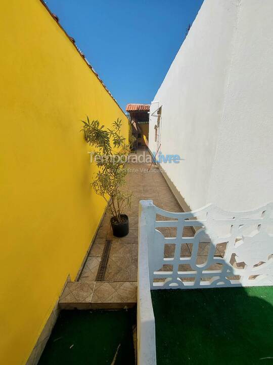 Casa para aluguel de temporada em Itanhaém (Balneário Gaivotas)