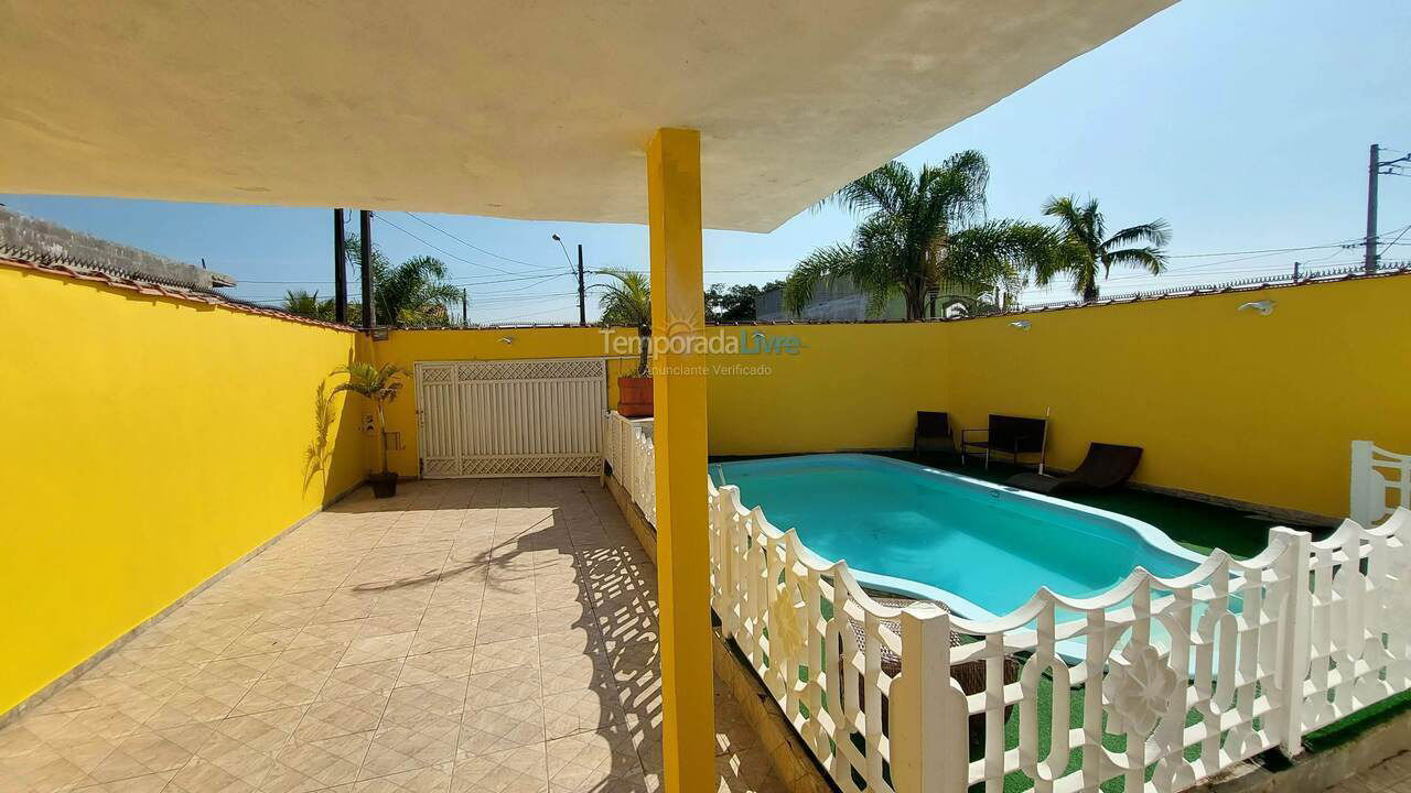 House for vacation rental in Itanhaém (Balneário Gaivotas)