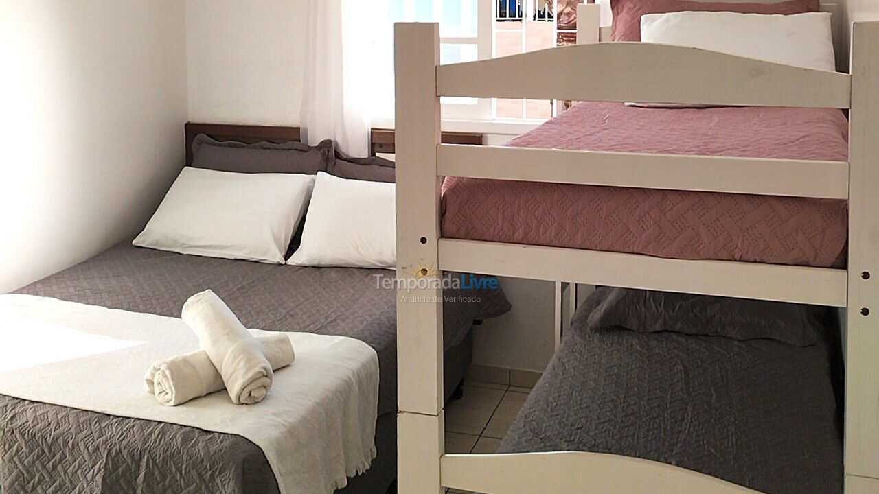 Casa para aluguel de temporada em Florianopolis (Canasvieiras)