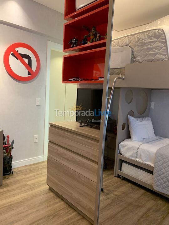 Apartamento para aluguel de temporada em Balneário Camboriú (Praia Central)