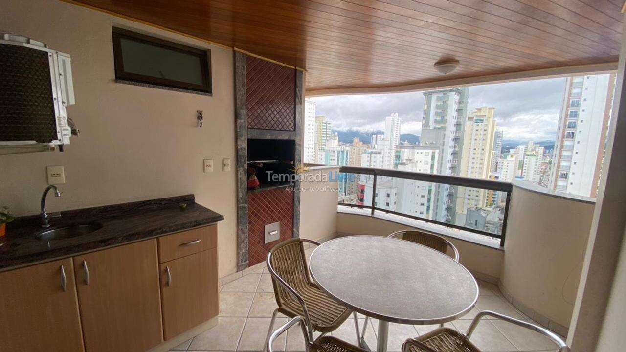 Apartamento para alquiler de vacaciones em Balneário Camboriú (Praia Central)