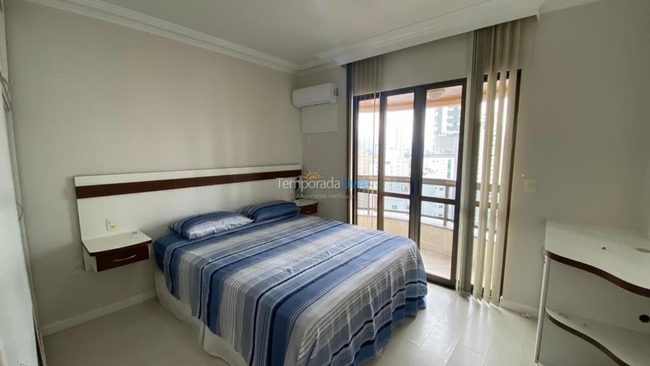 Apartamento para alquiler de vacaciones em Balneário Camboriú (Praia Central)