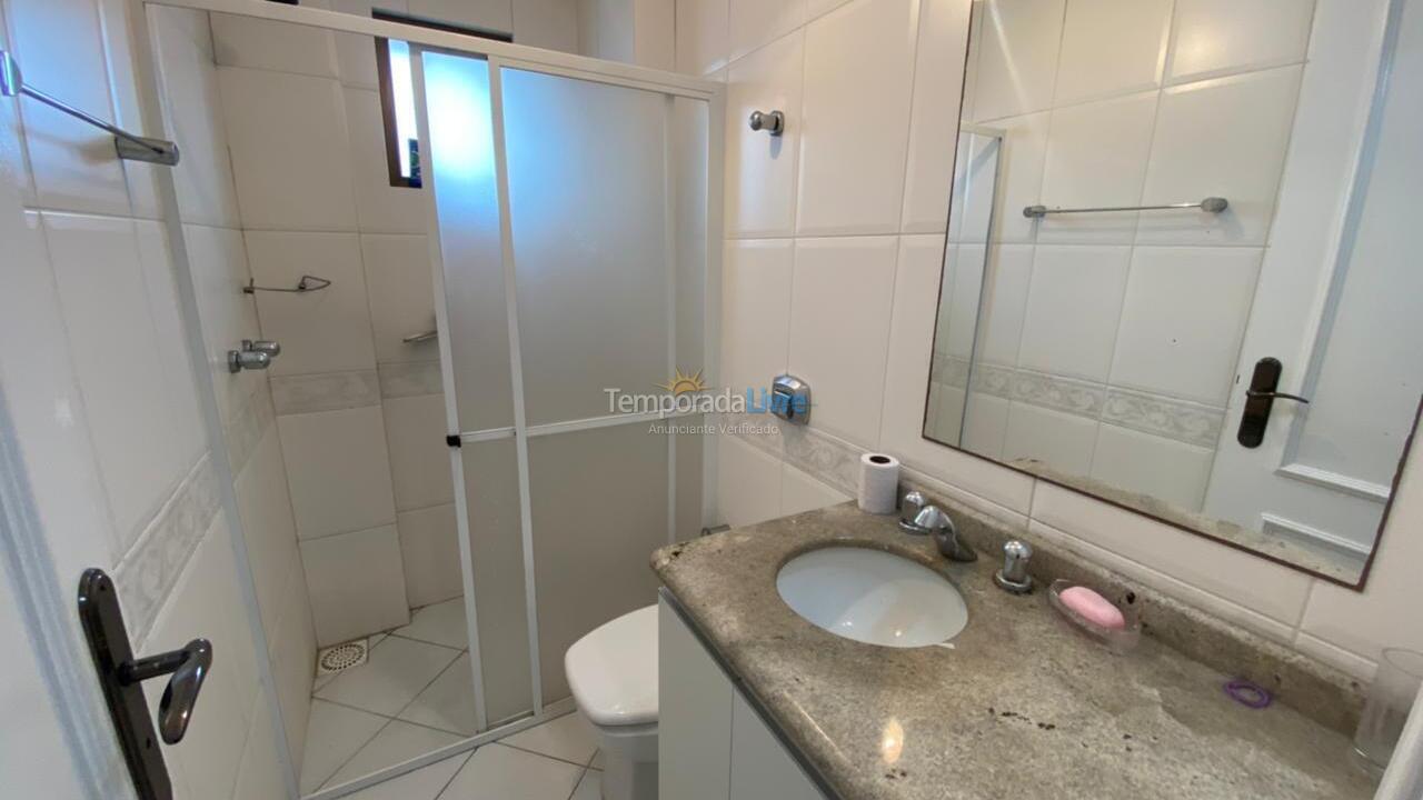 Apartamento para alquiler de vacaciones em Balneário Camboriú (Praia Central)