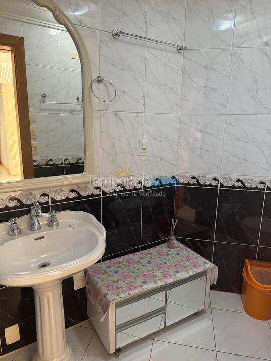 Apartment for vacation rental in Balneário Camboriú (Praia Central)