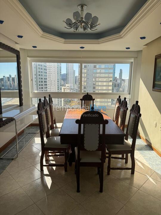 Apartment for vacation rental in Balneário Camboriú (Praia Central)