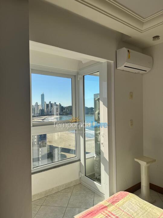 Apartment for vacation rental in Balneário Camboriú (Praia Central)